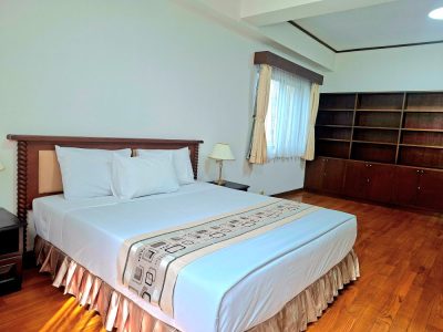 three-bed-room-04
