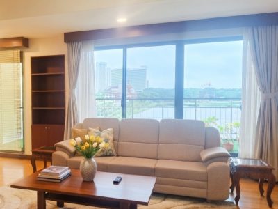 three-bed-six
